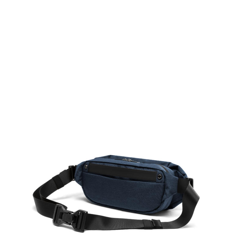 R0 Radiant Chest Bag - NIID